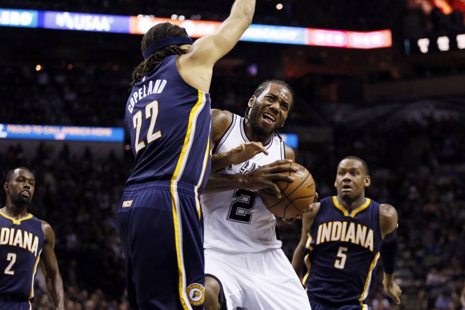 Kawhi Leonard nella partita dei San Antonio Spurs contro Indiana Pacers (REUTERS)